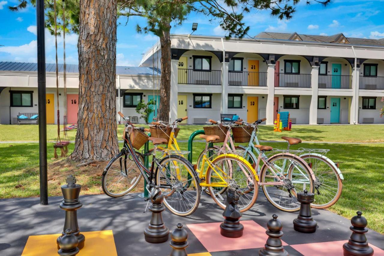 Hotel Mccoy - Art, Libations, Pool Society College Station Exterior foto